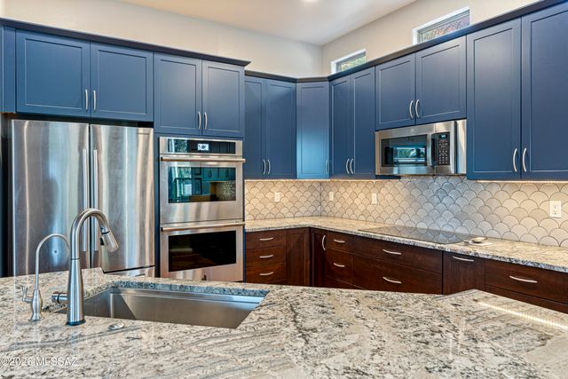 11770 N Copper Ridge Place, Tucson, AZ 85737