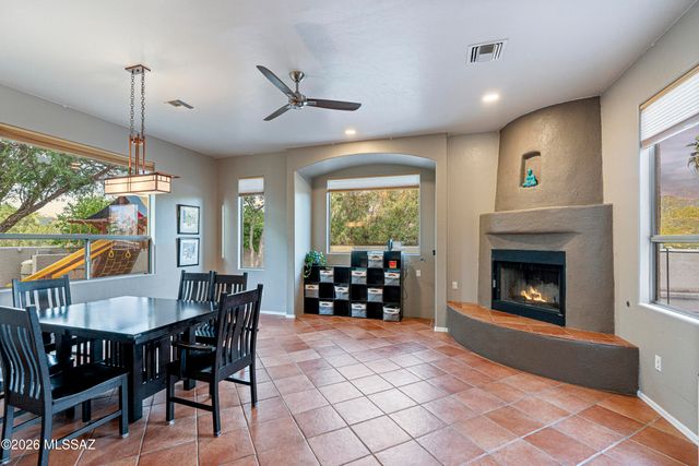 11770 N Copper Ridge Place, Tucson, AZ 85737