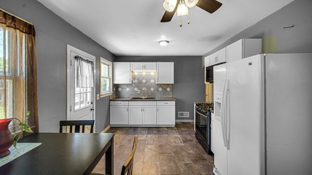 3315 Edison Street, Lake Station, IN 46405