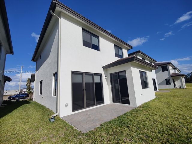 5860 AGOSTINO WAY 5860, Ave Maria, FL 34142