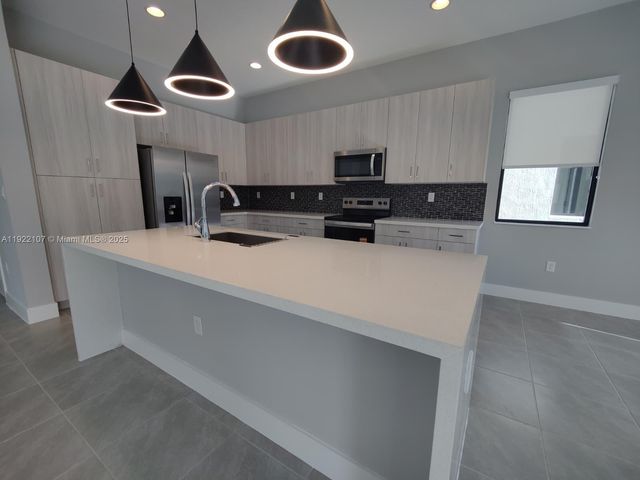 5860 AGOSTINO WAY 5860, Ave Maria, FL 34142