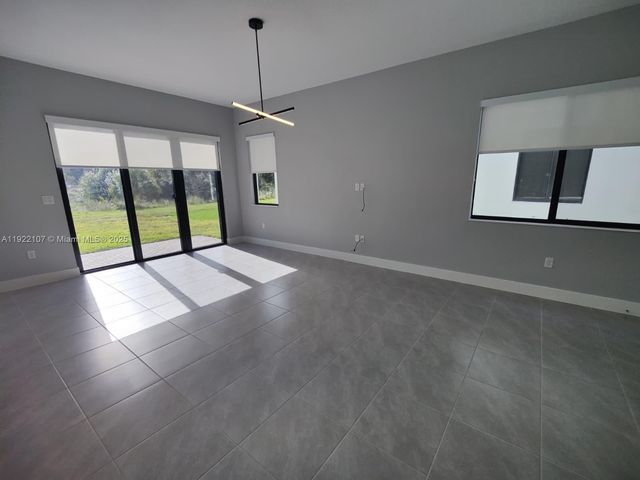 5860 AGOSTINO WAY 5860, Ave Maria, FL 34142