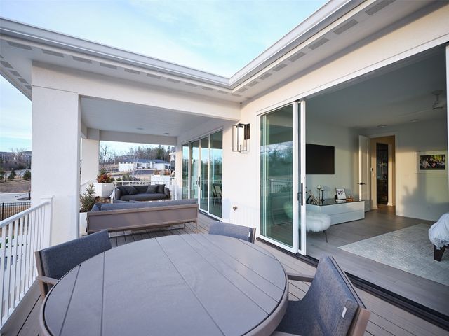 1129 S Wilder Place, West Des Moines, IA 50266