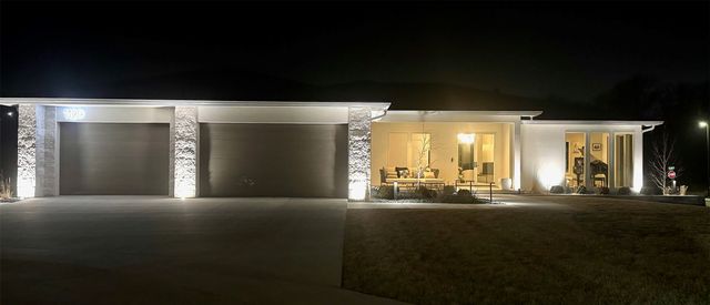 1129 S Wilder Place, West Des Moines, IA 50266