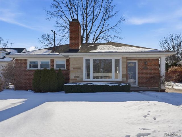 3933 Amherst Road, Royal Oak, MI 48073