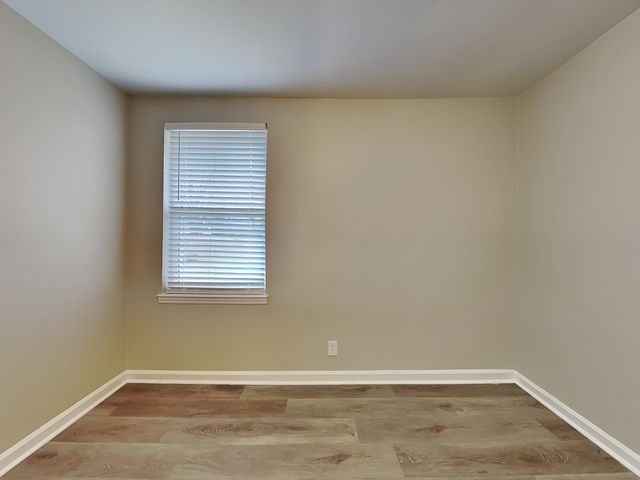 213 Walnut Crest Dr, Gallatin, TN 37066