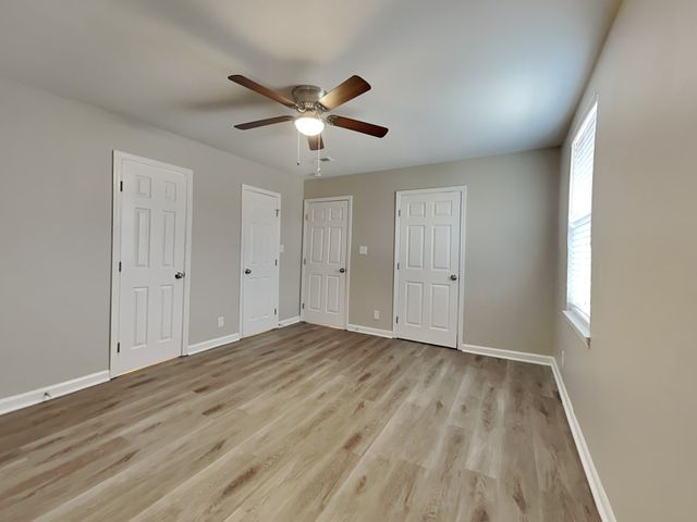 213 Walnut Crest Dr, Gallatin, TN 37066