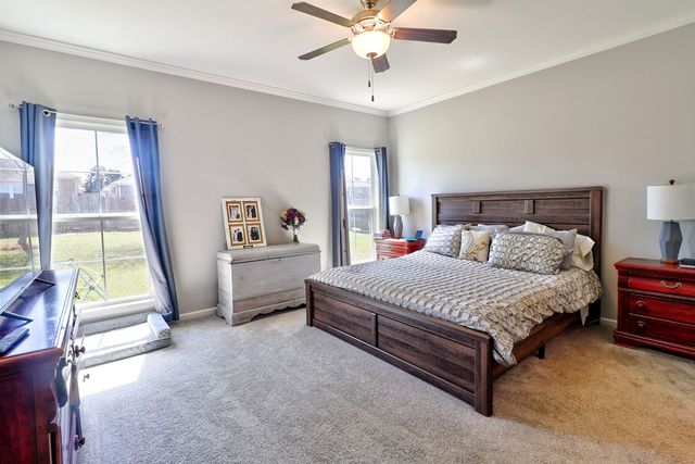 108 Asbury Park Dr, Dothan, AL 36301