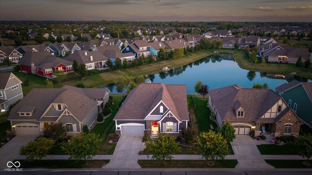 1471 Avondale Drive, Westfield, IN 46074