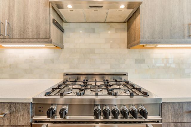 5119 Georgi Lane, Houston, TX 77092