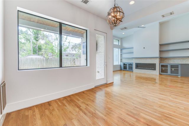 5119 Georgi Lane, Houston, TX 77092