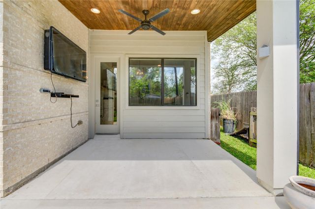 5119 Georgi Lane, Houston, TX 77092