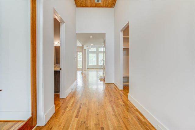 5119 Georgi Lane, Houston, TX 77092