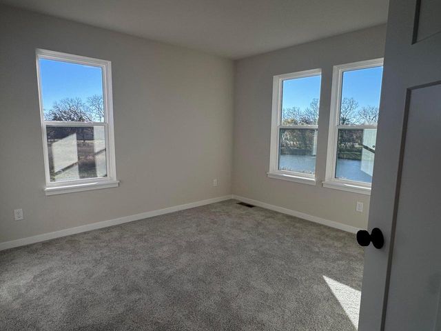 1072 5th AVENUE, Union Grove, WI 53182