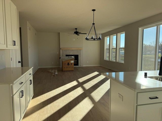 1072 5th AVENUE, Union Grove, WI 53182