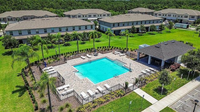 9622 PEMBROOKE PINES DRIVE, Sun City Center, FL 33573