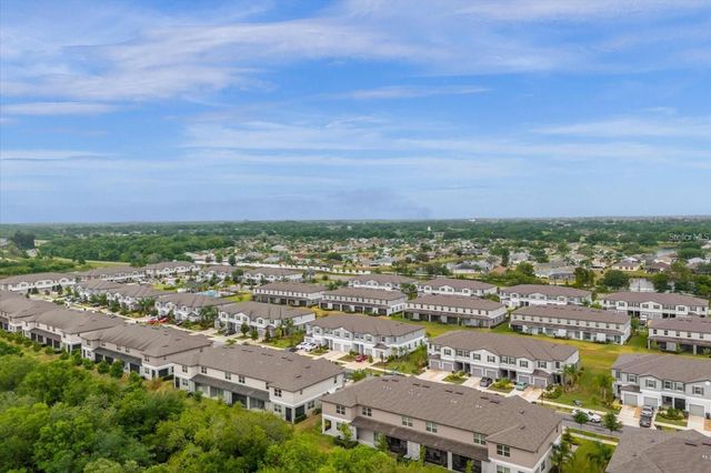 9622 PEMBROOKE PINES DRIVE, Sun City Center, FL 33573