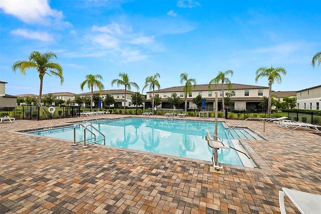 9622 PEMBROOKE PINES DRIVE, Sun City Center, FL 33573