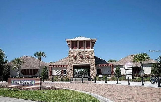 9622 PEMBROOKE PINES DRIVE, Sun City Center, FL 33573