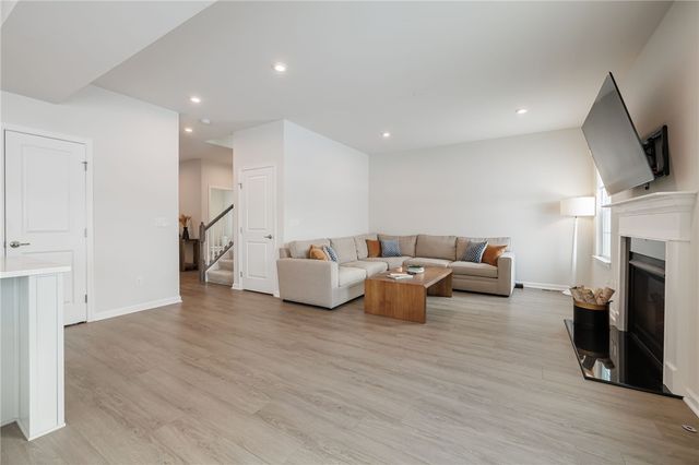 271 Longleaf Lane, Walworth, NY 14568