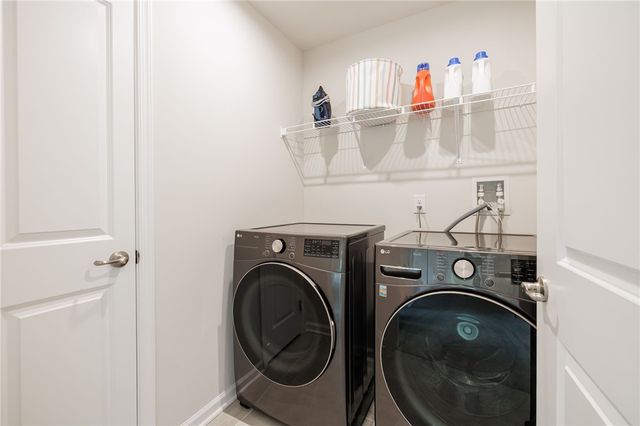 271 Longleaf Lane, Walworth, NY 14568