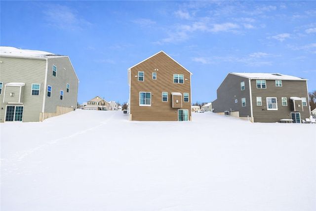 271 Longleaf Lane, Walworth, NY 14568