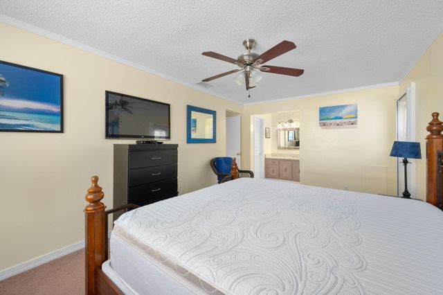 109 Lakes End Drive D, Fort Pierce, FL 34982