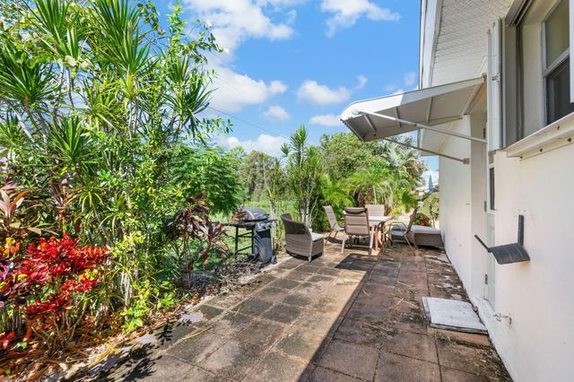 109 Lakes End Drive D, Fort Pierce, FL 34982