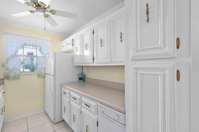 109 Lakes End Drive D, Fort Pierce, FL 34982