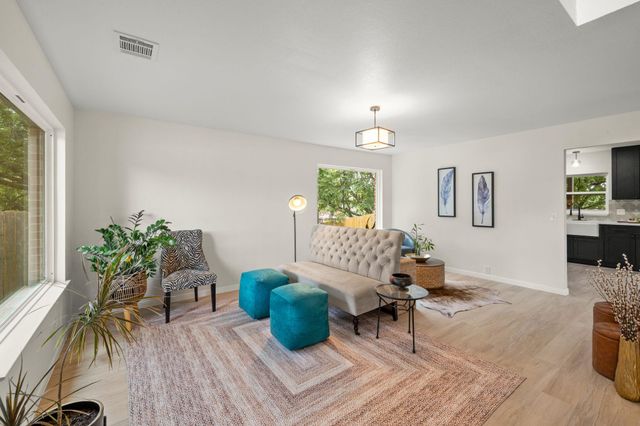 909 Rocking Spur CV, Pflugerville, TX 78660