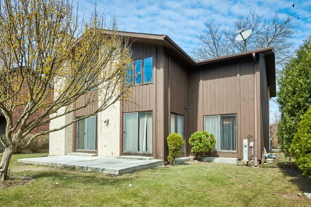 3035 RENNES Court, Northbrook, IL 60062