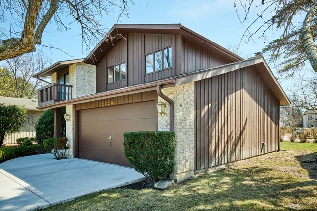 3035 RENNES Court, Northbrook, IL 60062
