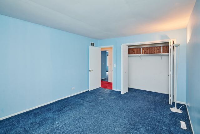 3035 RENNES Court, Northbrook, IL 60062
