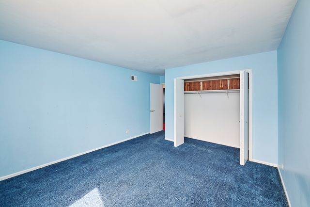 3035 RENNES Court, Northbrook, IL 60062
