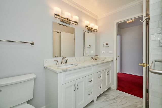 3035 RENNES Court, Northbrook, IL 60062