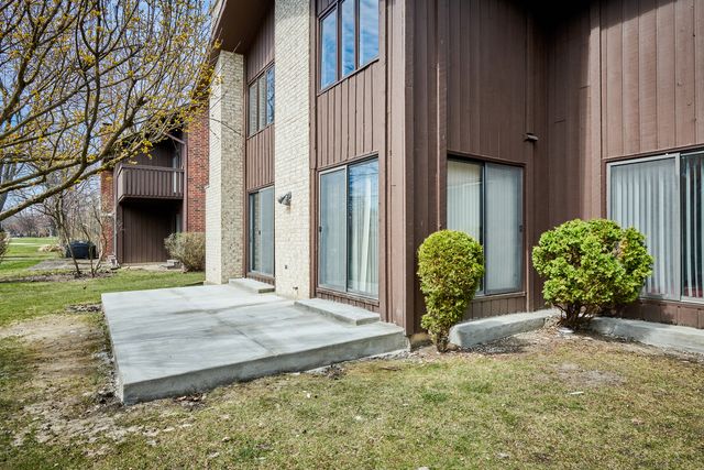 3035 RENNES Court, Northbrook, IL 60062