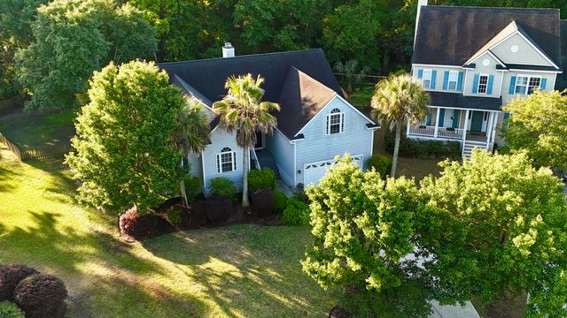 2629 Coral Vine Court, Mount Pleasant, SC 29464