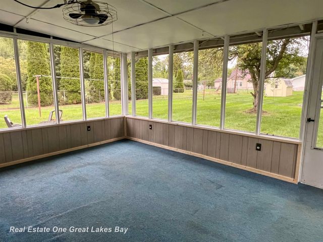 1309 Leo Street, Saginaw, MI 48638