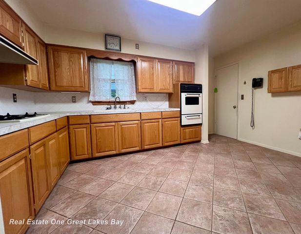 1309 Leo Street, Saginaw, MI 48638