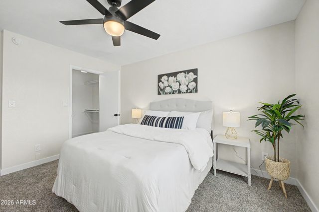 3141 E CHARLESTON Avenue, Phoenix, AZ 85032