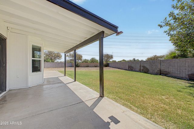 3141 E CHARLESTON Avenue, Phoenix, AZ 85032