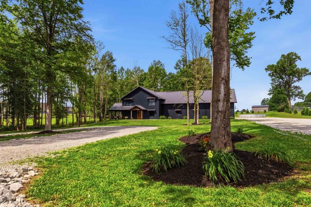 106 Airport Road, Jamestown, KY 42629