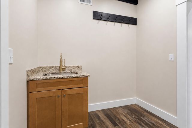 106 Airport Road, Jamestown, KY 42629