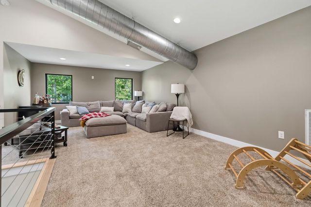 106 Airport Road, Jamestown, KY 42629