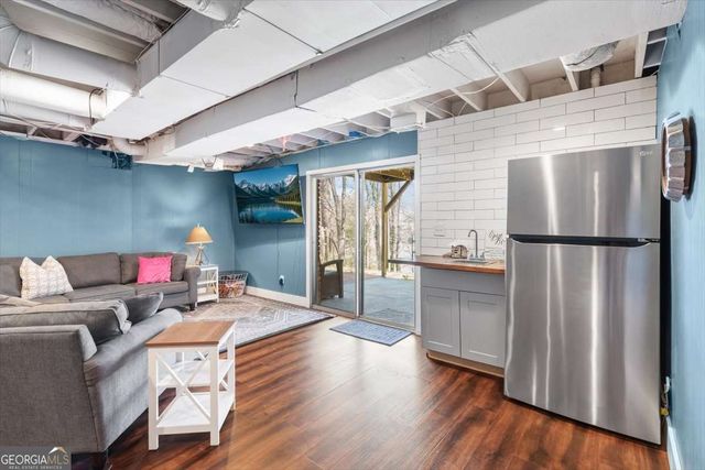 3325 Indian Hills Drive, Marietta, GA 30068