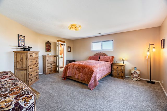 5941 Miller Road NE, Rio Rancho, NM 87144