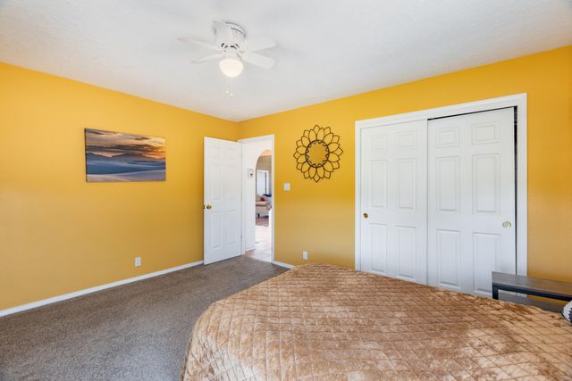 5941 Miller Road NE, Rio Rancho, NM 87144