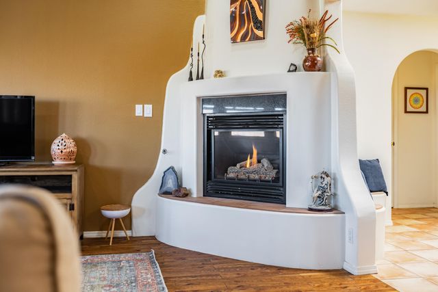 5941 Miller Road NE, Rio Rancho, NM 87144