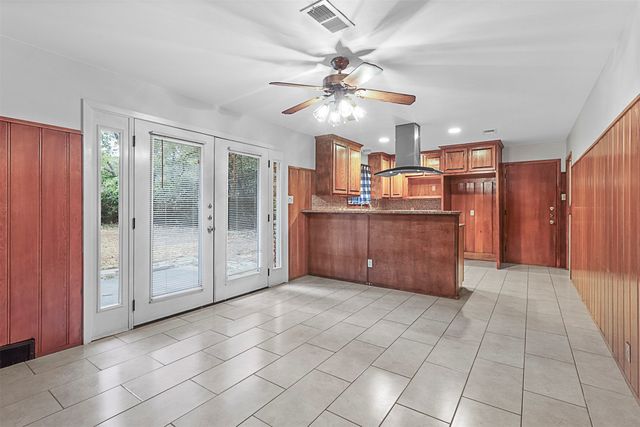 810 Linwood Drive, Denton, TX 76209