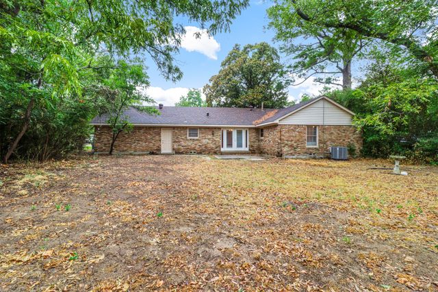 810 Linwood Drive, Denton, TX 76209